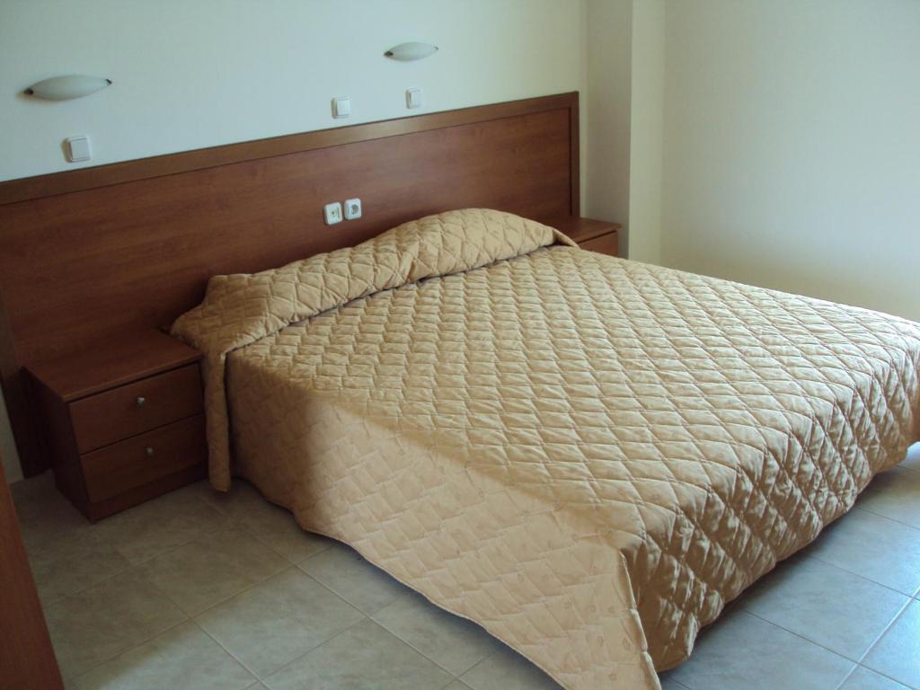 Al Mare Apartments Afantou Quarto foto